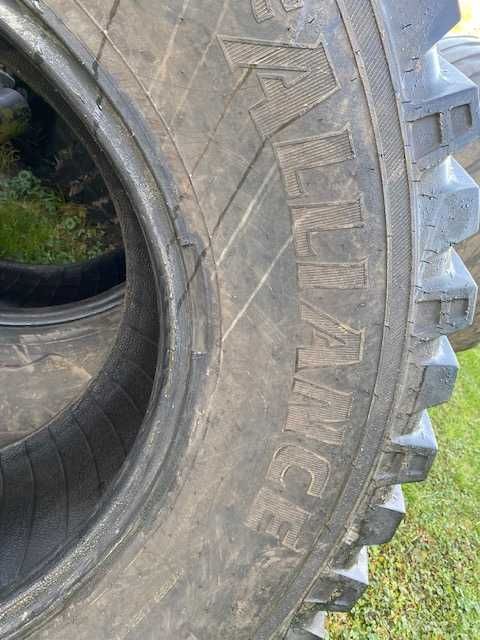 Opony 600/70R30 Alliance