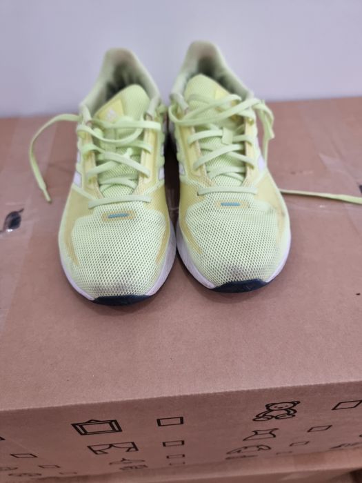 Tenis adidas 38 em bom estado