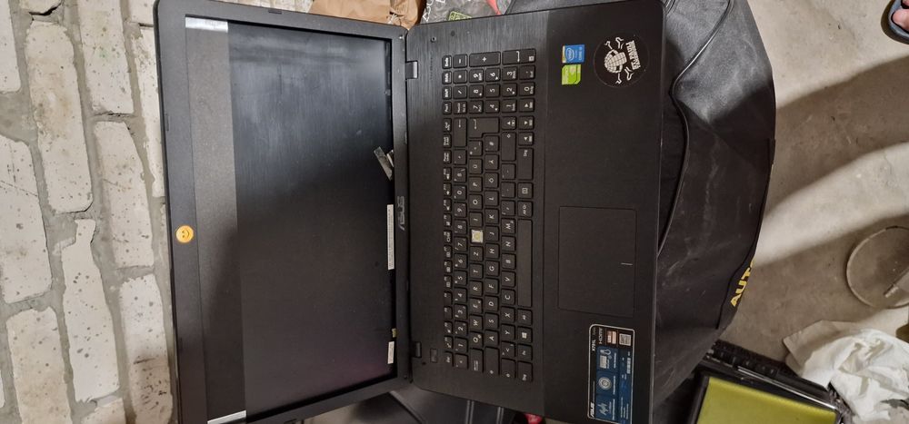 Asus L751L Na części