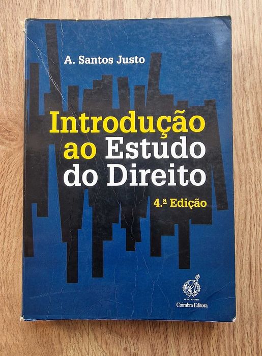 Lote de 11 Livros de Direito