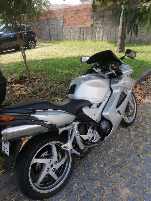 Vendo Honda VFR 800