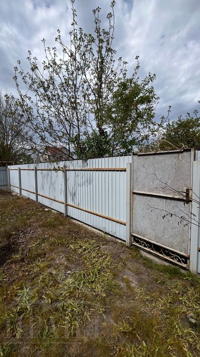 Приватний будинок на Роменській для втілення Ваших дизайнерських мрій