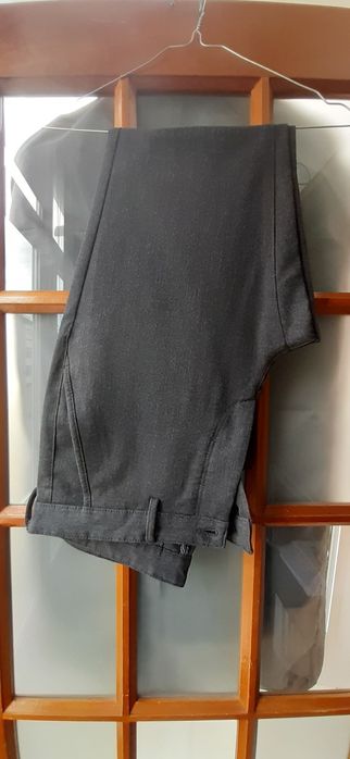 Calças homem zara cinzentas