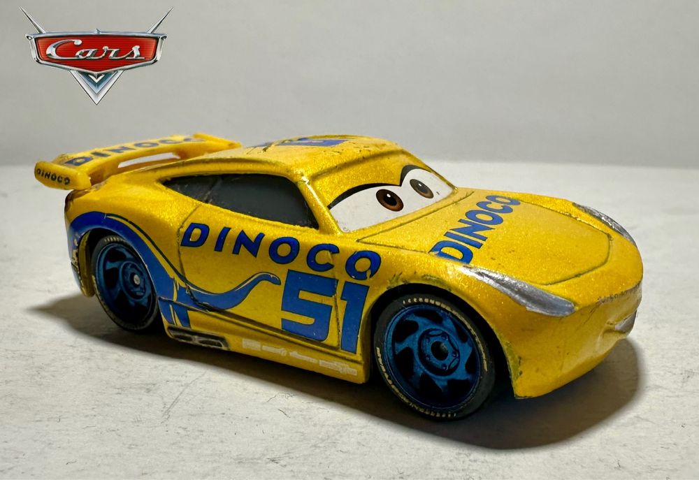 Cars , Disney Pixar , Dinoco Cruz Ramirez , 1:55 Mattel , Тачки