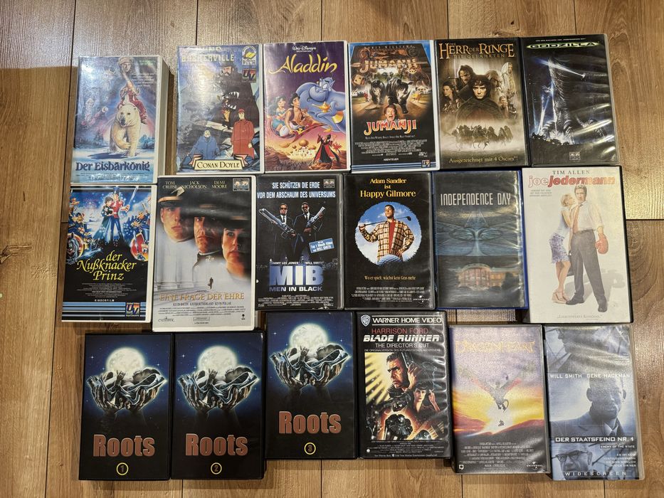 Zestaw kaset 18 sztuk VHS