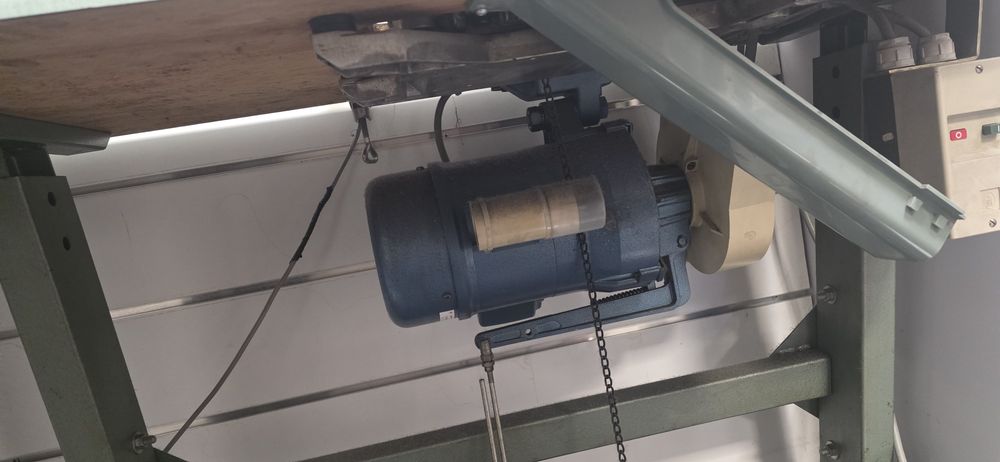 Vendo máquina de corte e cose