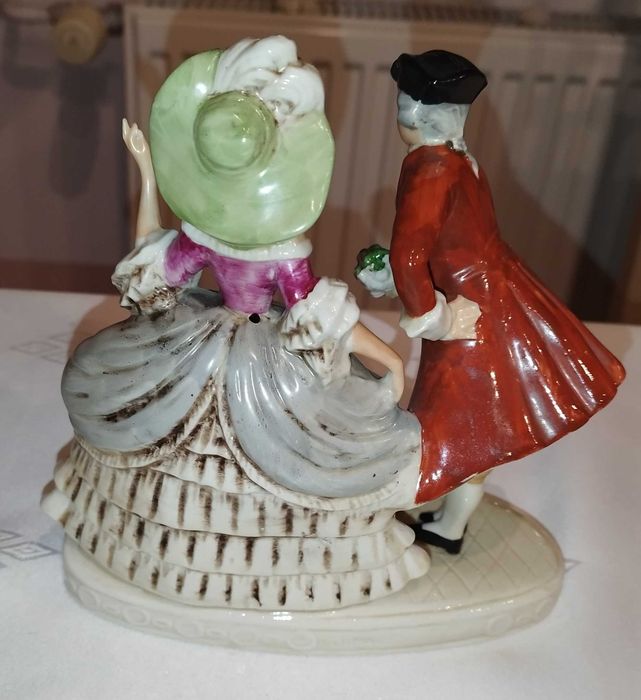 Figurka porcelana porcelit dama szlachcic  sygnowana Grafenthal