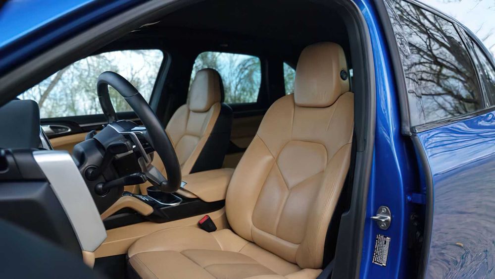 Porsche Cayenne      2017