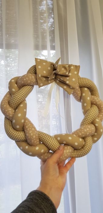 Wianek na drzwi, okno, bawełna, 33 cm średnica odcienie beżu