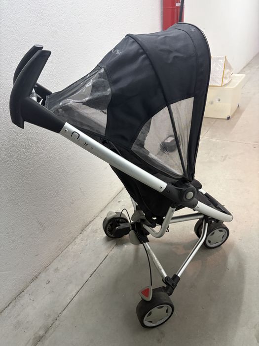 Carrinho de bébé com ovo Quinny