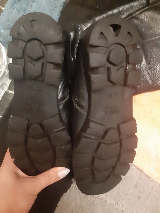 Жіночі сапожки 25.5 устілка,шкіра