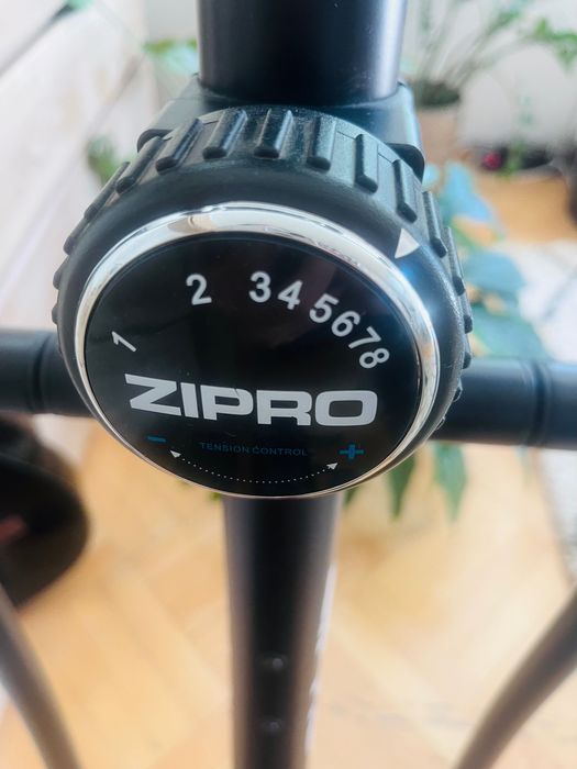 Orbitrek eliptyczny Zipro