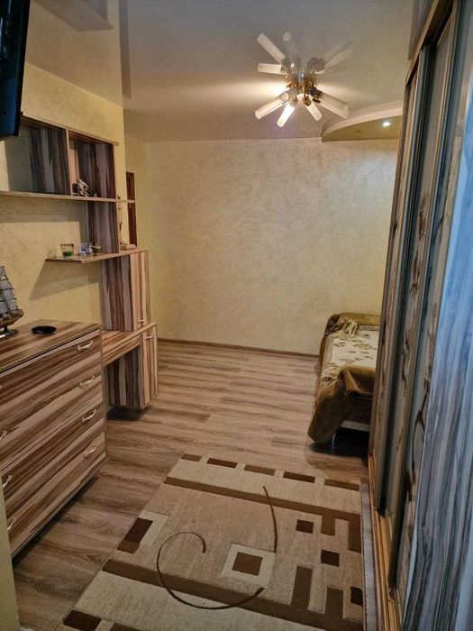 продаж 3к.кв м.  з капітальним ремонтом , м.Шепетівка. Держпрограми так