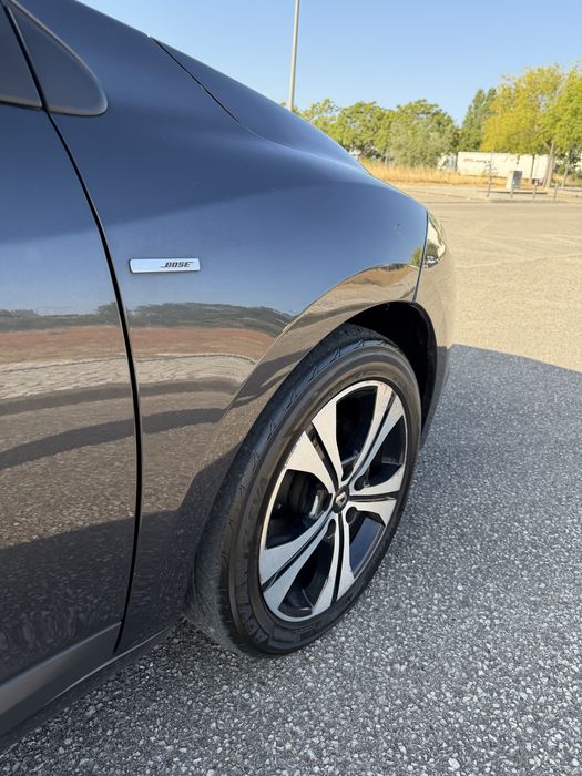 Renault Mégane Sport Tourer Bose Edition 1.5 dCi | Teto panorâmico | 2011