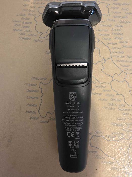 Máquina de Barbear Philips Series 9000 (S9976/55)