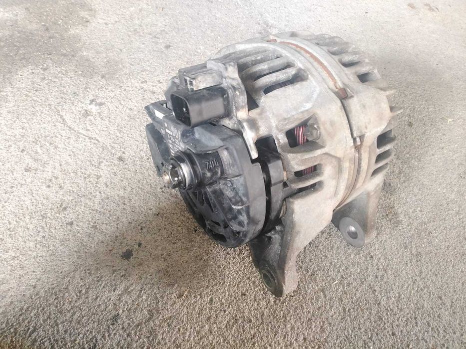 Alternador Mitsubishi Space Star 1.3 a Gasolina de 1999