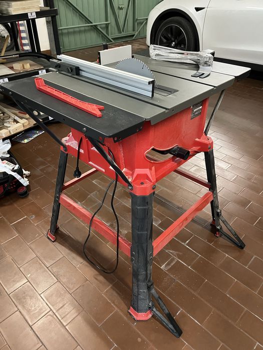 Einhell Serra de Mesa TC-TS 254 U com disco novo