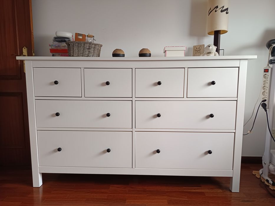 Cómoda Hemnes branca