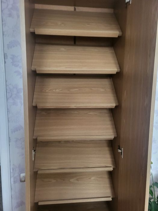 Продається шафа для взуття