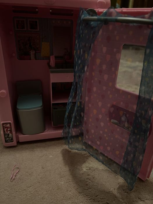 Kamper Barbie z akcesoriami