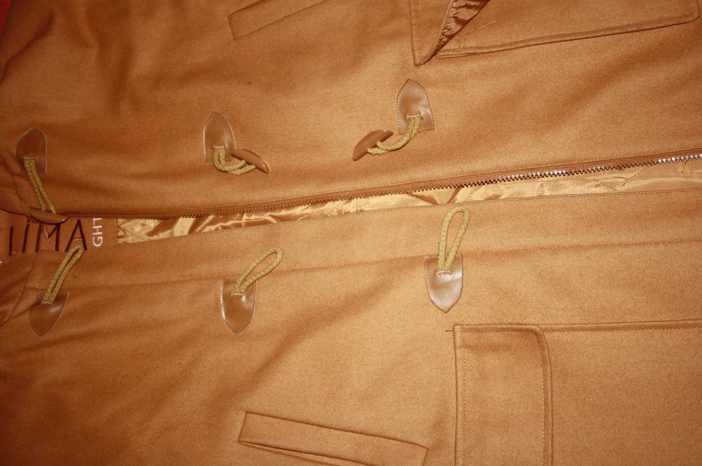 Plaszcz kurtka z kapturem orginalna -Klima -Light