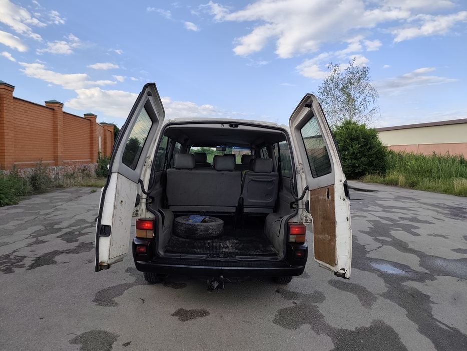 Продам Volkswagen т4 caravelle / Оригинальный пассажир  8+1,  2.5 TDI