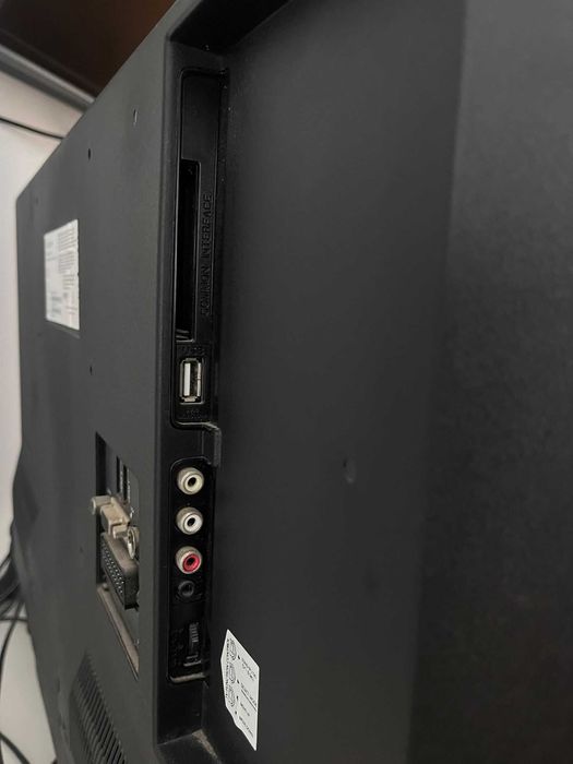 Televisão - TV LED Lazer 32" HDMI, HD, USB, VGA