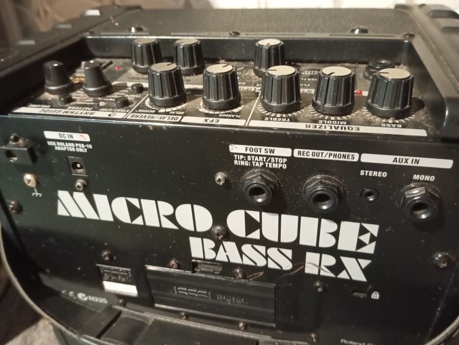 Amplificador de baixo Roland Micro Cube Bass RX