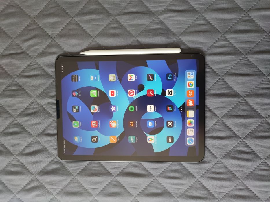 Apple iPad Air 2022 10.9" 64GB Wi-Fi