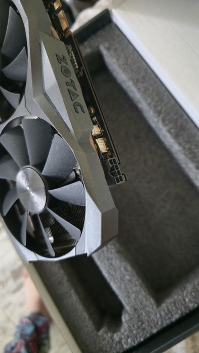 1080 ti неробоча, мене обдурили