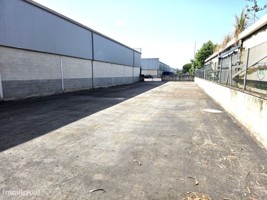 Armazém Zona Industrial (Ovar)