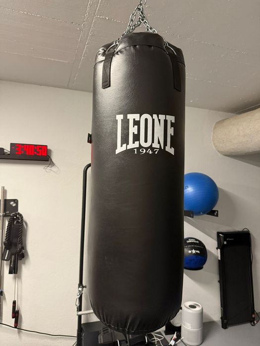 Saco boxe Leone 1947 em muito bom estado