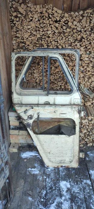 Двері для УАЗ. Стан на фото