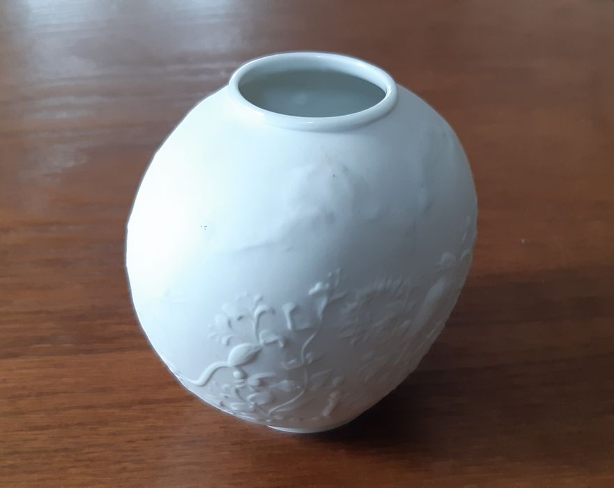 Piękny wazon porcelanowy- Hutschenreuther- Biskwit