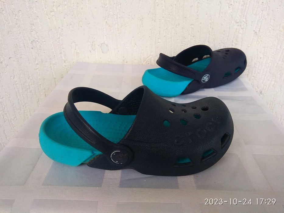 Шлепки Crocs р.27