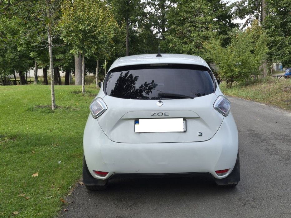 Продаю Renault Zoe 2014