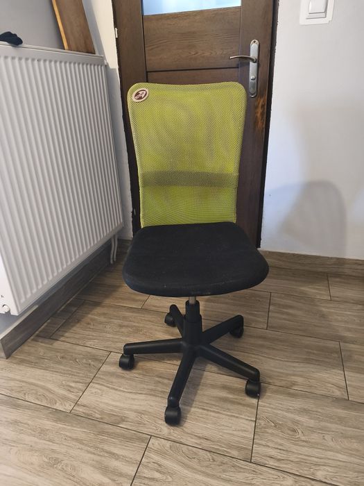 Oddam krzesło obrotowe