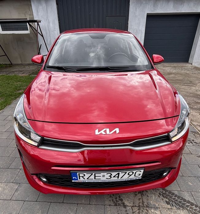 Kia Rio Kia Rio 2022 1.2 - czerwona