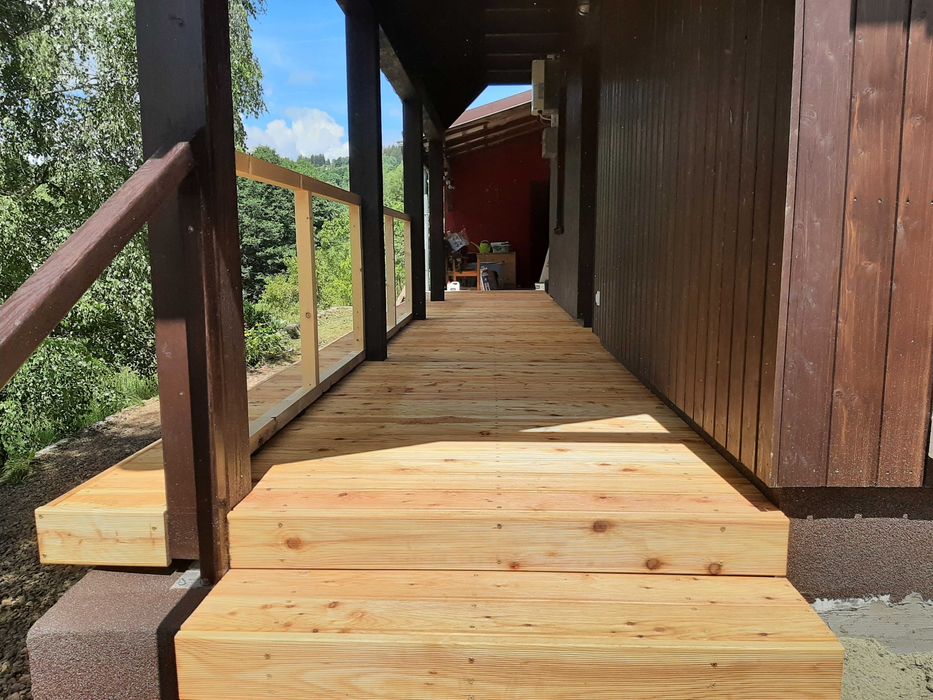 TARASY drewniane/kompozytowe pow. KŁODZKI