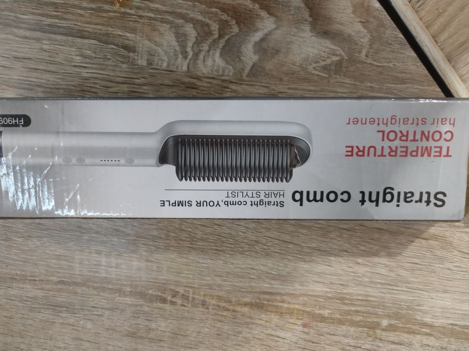 Выравниватель для волос