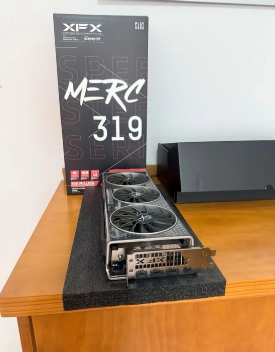 Placa gráfica XFX Speedster MERC 319 Radeon RX 6800 XT 16GB (Como Nova / Testada)