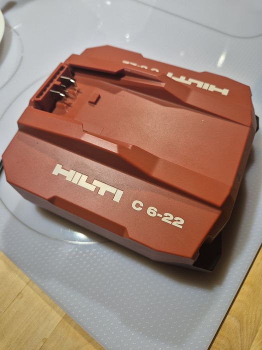 Ładowarka Hilti C 6-22 Nowa !!!