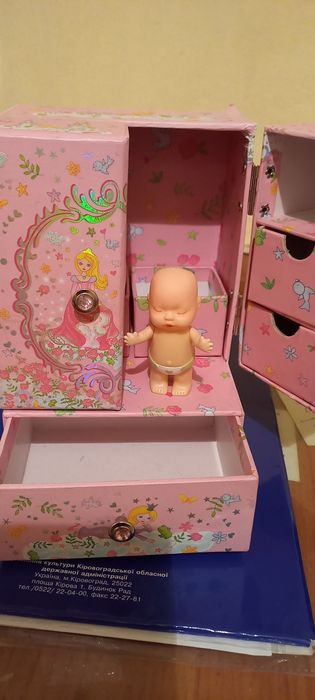 Детская игрушка.