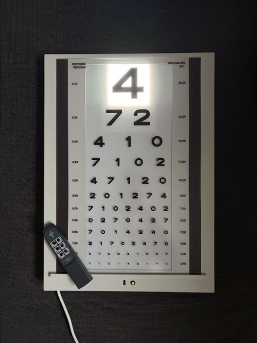 Tablica okulistyczna podświetlana Meden-Inmed OKO + Pilot