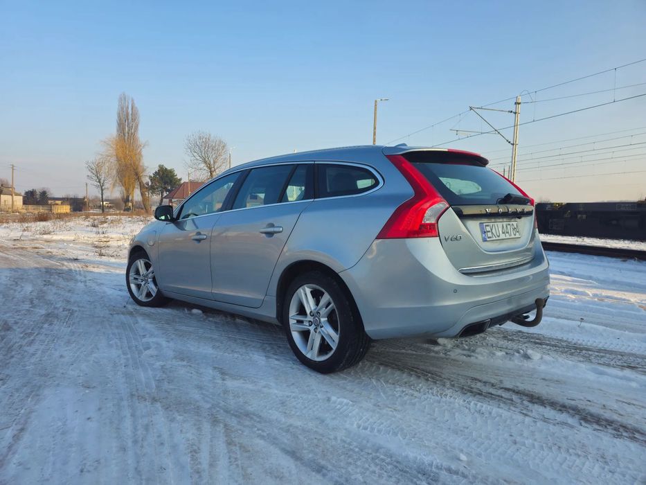 Volvo V60 2.4D6 Hybryda,Ledy,Xenon,Navi,Skóra, 4x4,Super Stan