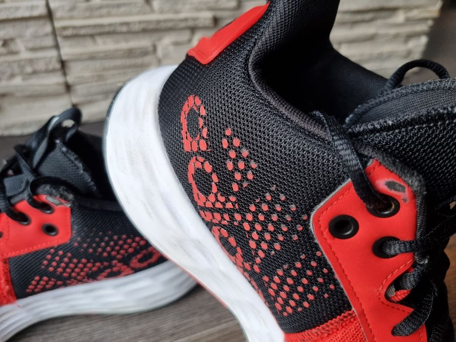 Buty Adidas Own the game rozmiar 42