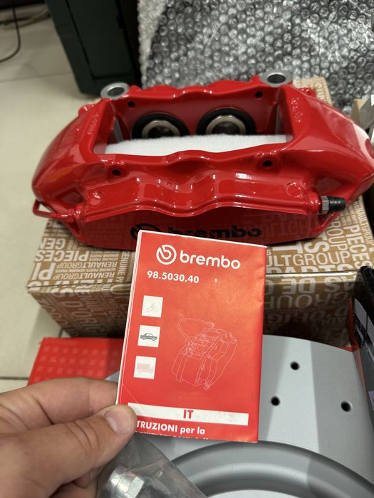 Кіт 4х поршневих гальм BREMBO 340мм для VAG MQB Golf,A3,Tiguan,Arteon