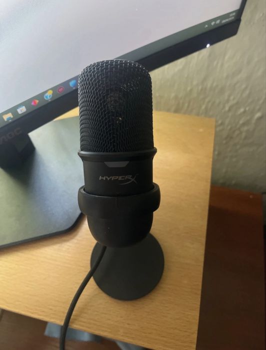 HyperX SoloCast USB Microphone - Studio Quality - Like New447358247592284161