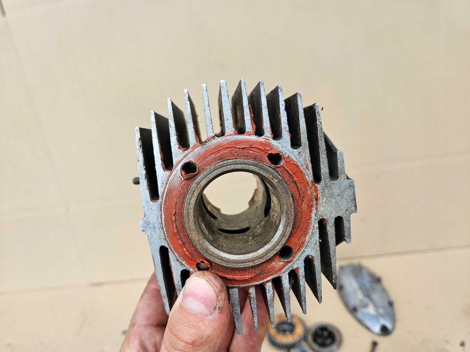 JAWKA JAWA 50 romet ogar 3 biegowy silnik kartery zapłon cylinder wał skrzynia
