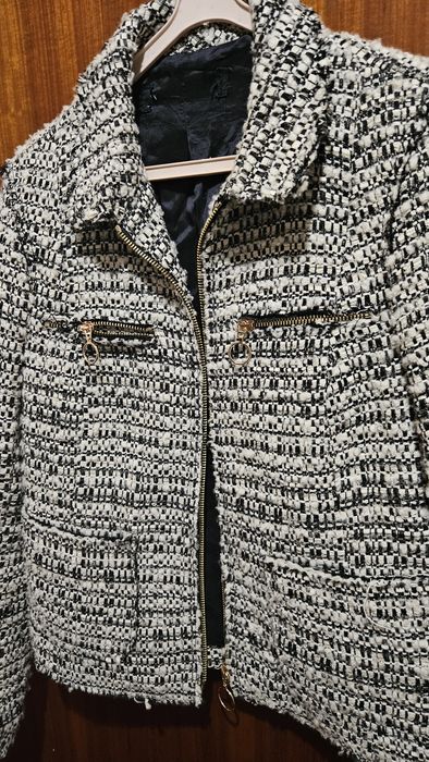 Casaco  branco e preto